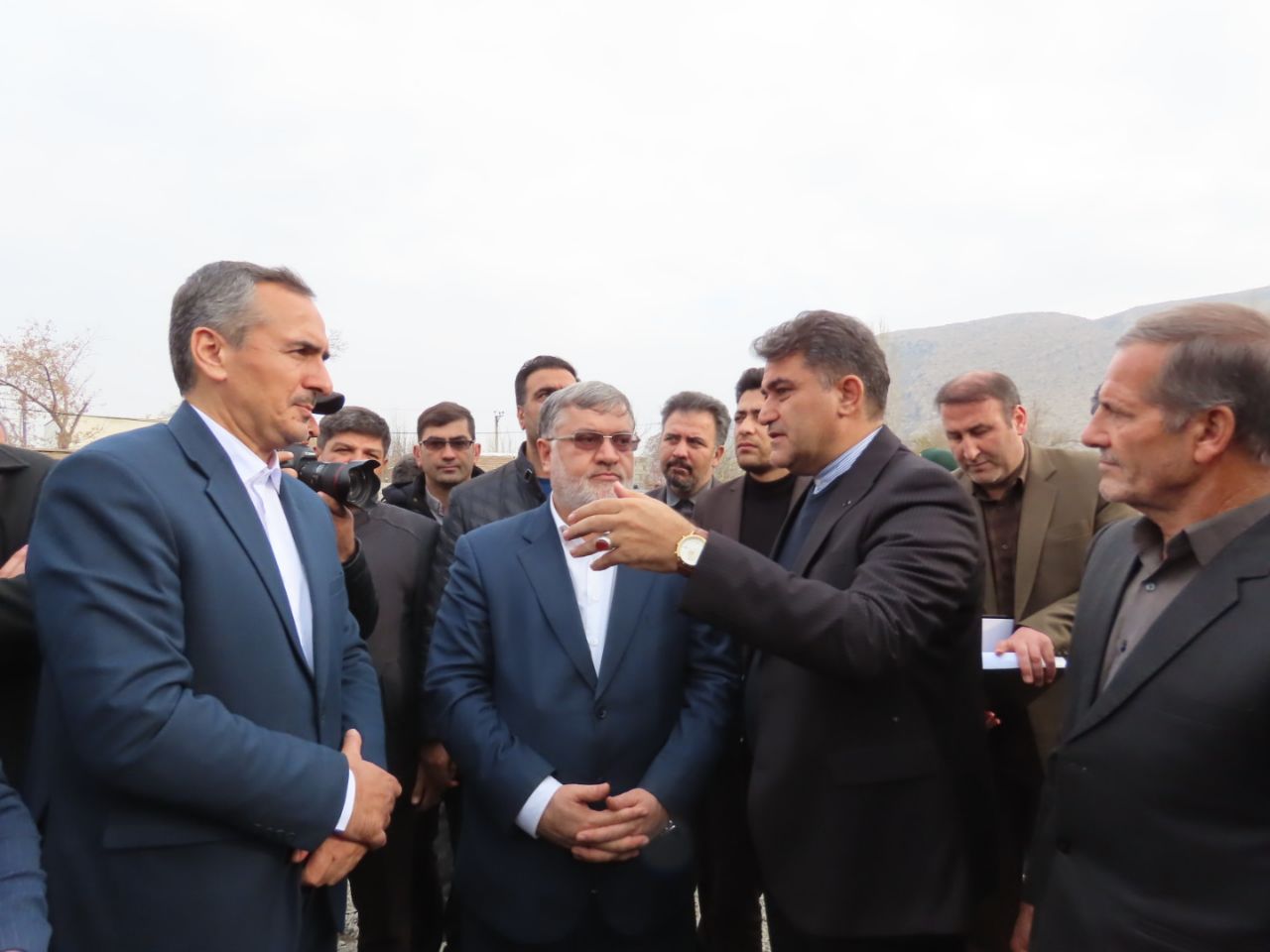 بازدید استاندار آذربایجانغربی از روستای تاریخی بسطام