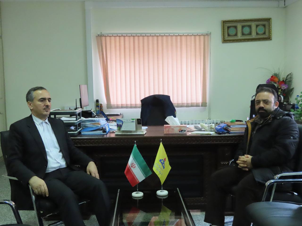 بازدید سرزده سعید شکورزاده فرماندار چایپاره از اداره گاز