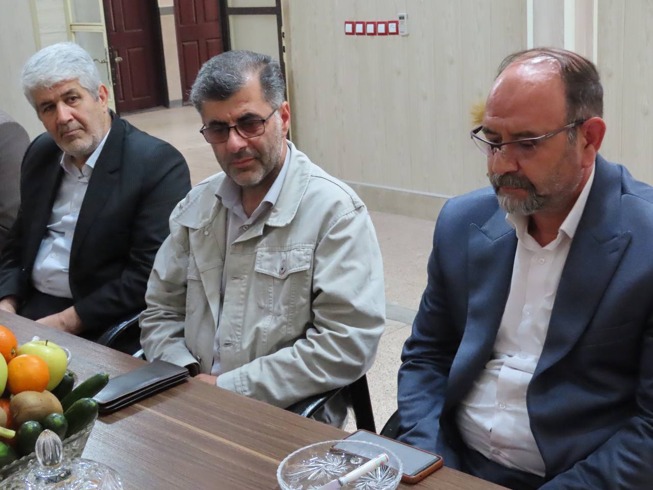 بازدید اعضای کارگروه آرد و نان شهرستان چایپاره از سیلو و مرکز خرید گندم آران دشت