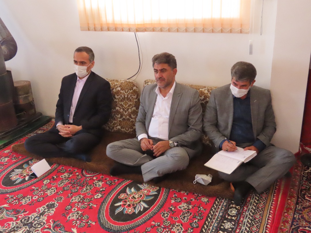 بازدید فرماندار و نماینده مردم شهرستان های خوی و چایپاره در مجلس شورای اسلامی از روستاهای بخش مرکزی