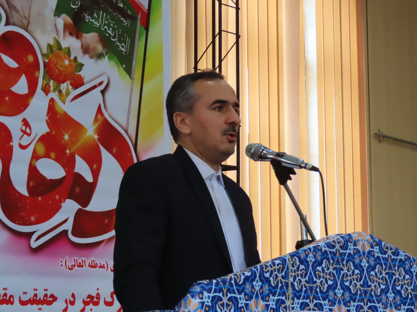 سخنرانی فرماندار شهرستان چایپاره قبل از خطبه های نماز جمعه