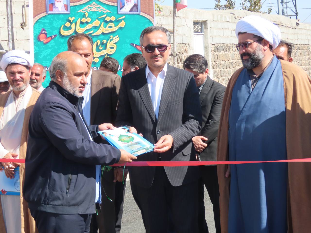 افتتاح آسفالت طرح هادی و آسفالت معابر روستای کامل آباد