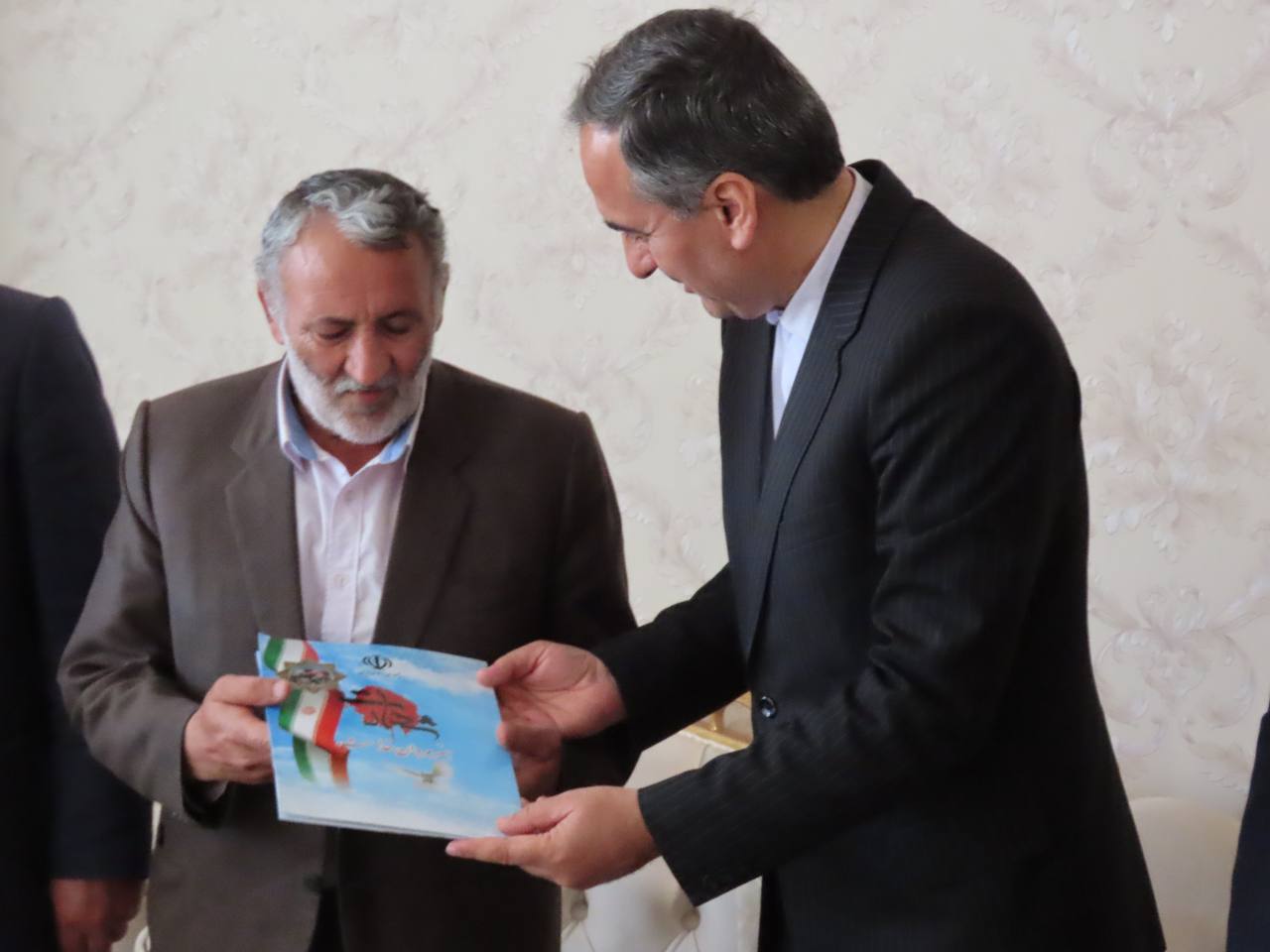 دیدار با جانباز سرافراز فرهنگی دفاع مقدس