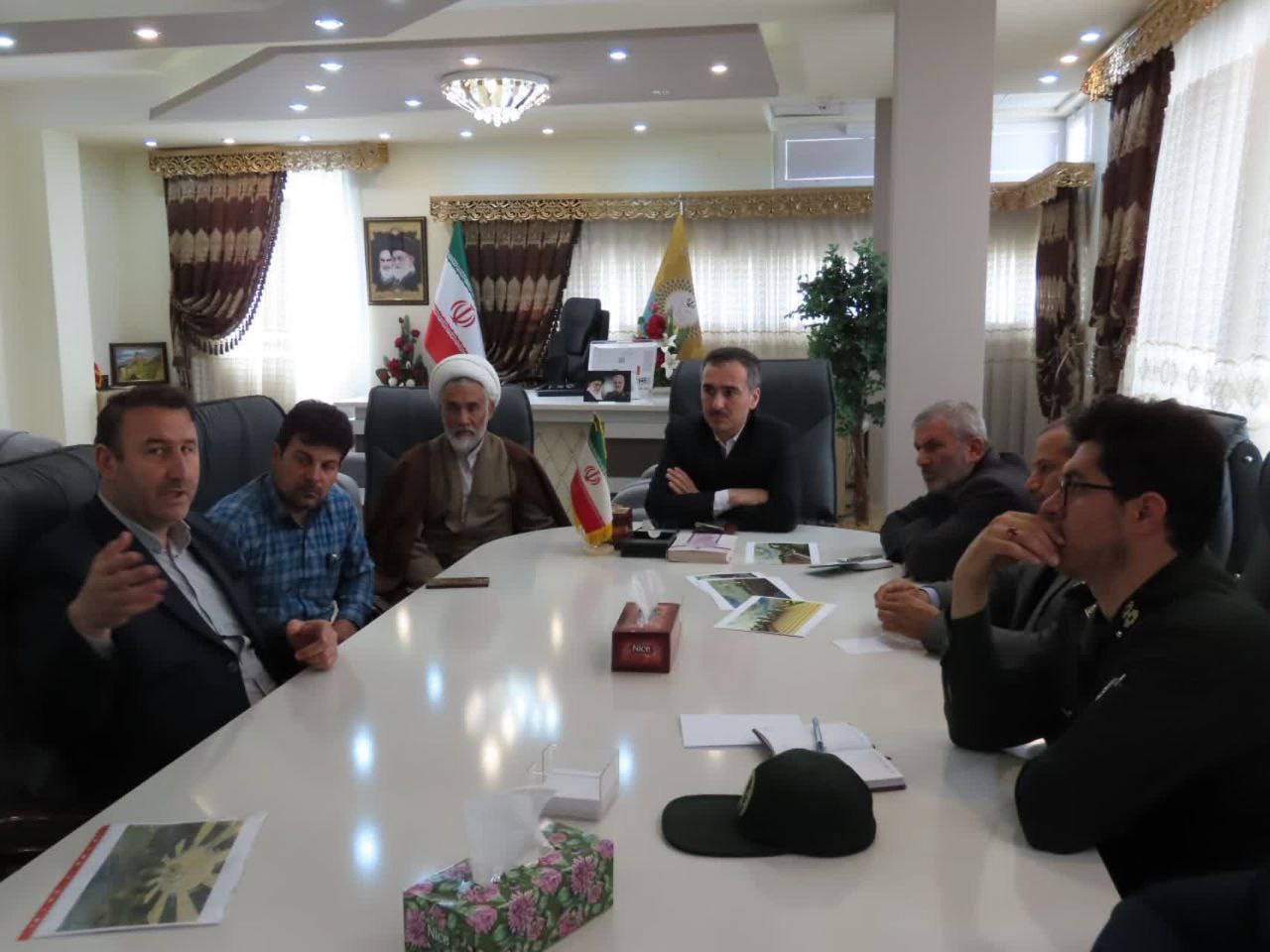 جلسه بررسی یادمان شهید گمنام روستای چورس