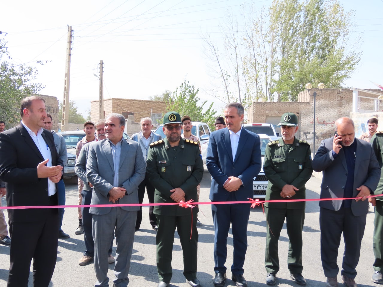 آیین افتتاح و بهره برداری از آسفالت معابر روستای حسین بگلو