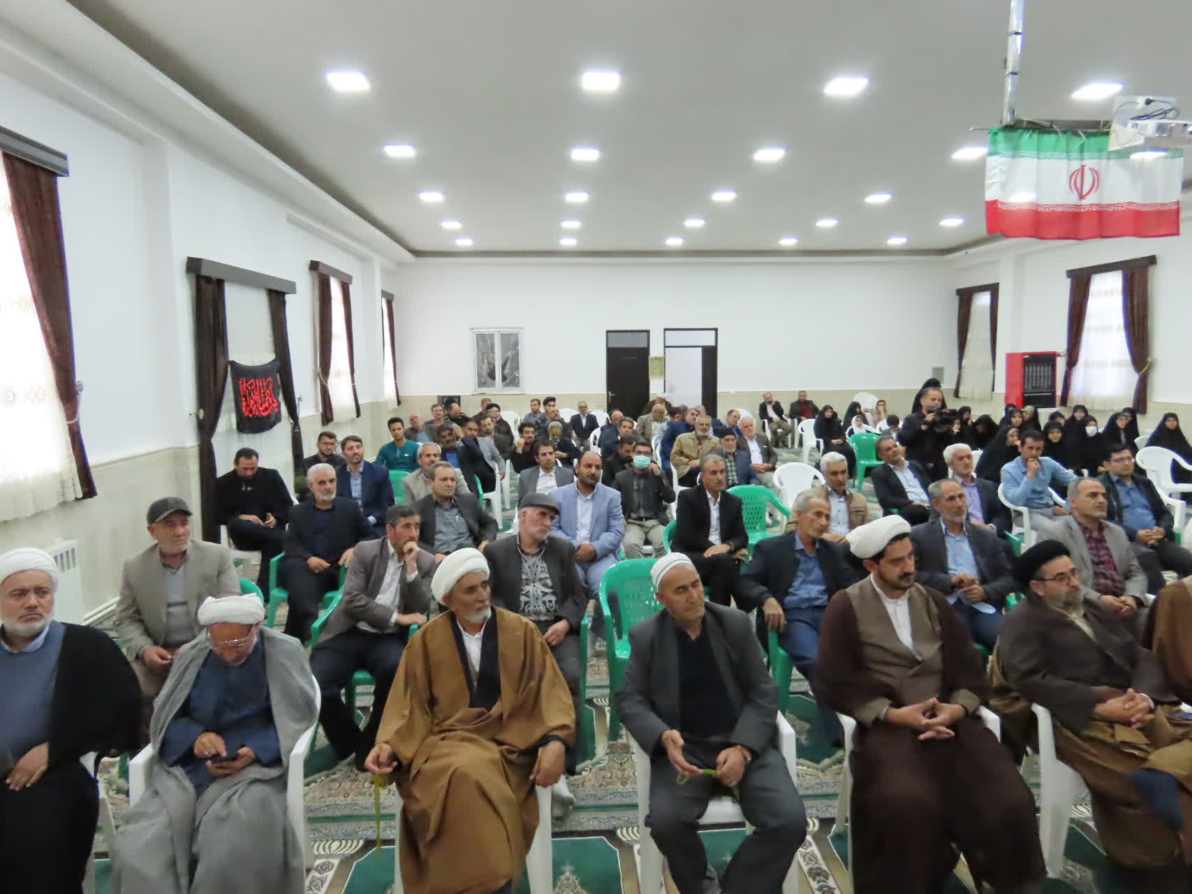 با بهره گیری از ظرفیت ها و پتانسیل های موجود و برنامه ریزی هدفمند شاهد تحقق شعار سال 1402 خواهیم بود