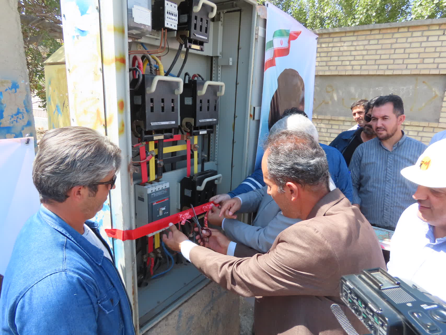 آئین افتتاح پروژه های عمرانی توزیع برق