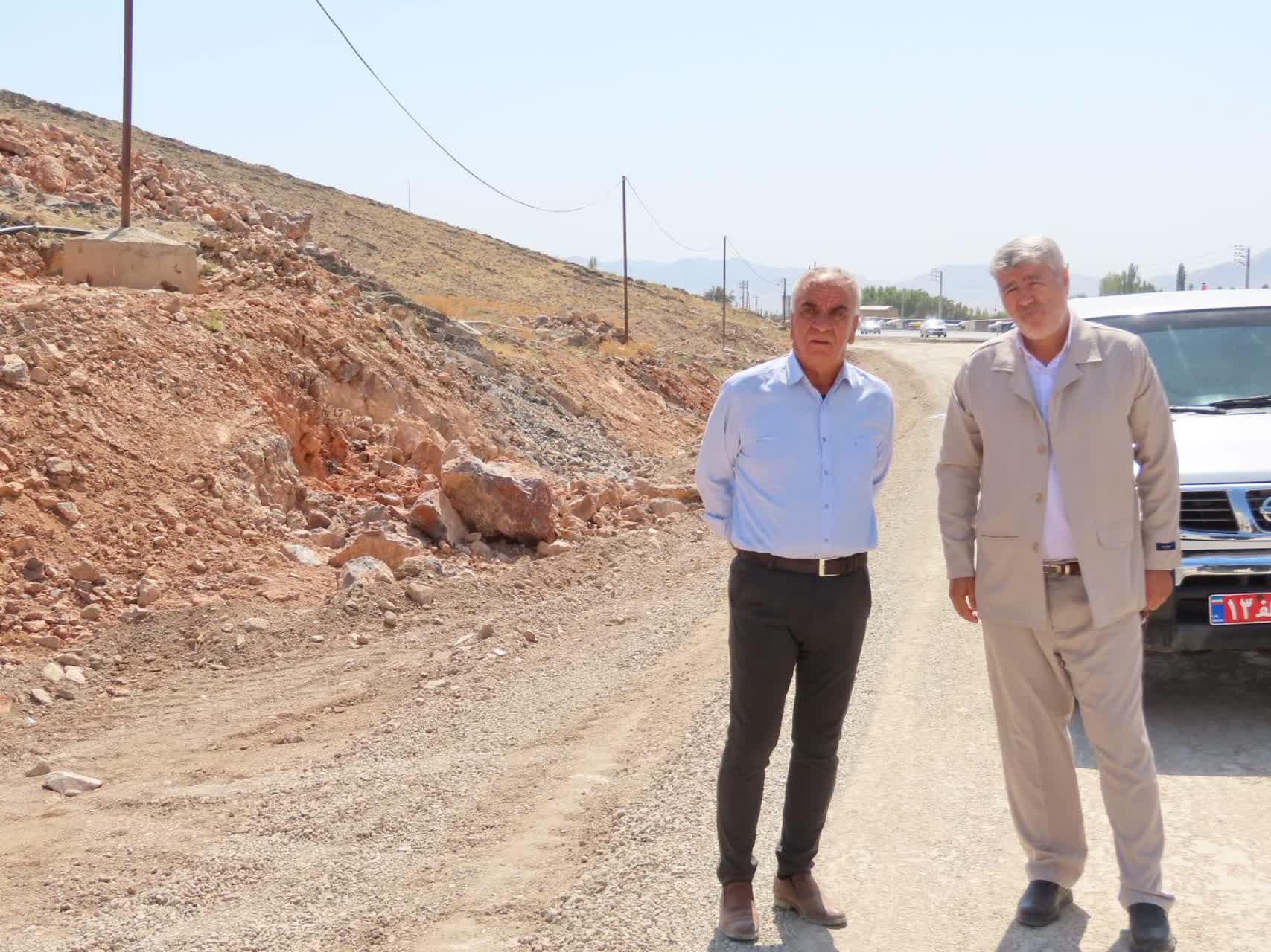 بازدید فرماندار چایپاره از عملیات عمرانی بزرگراه ایواوغلی - گیت ورودی منطقه آزاد ماکو در محدوده شهرستان