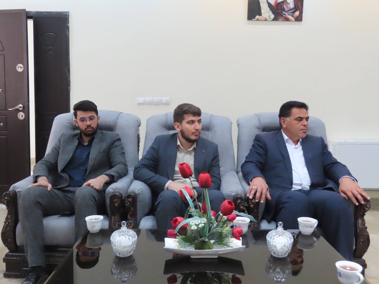 دیدار سرپرست مدیریت آموزش و پرورش شهرستان با فرماندار چایپاره به مناسبت گرامیداشت هفته معلم