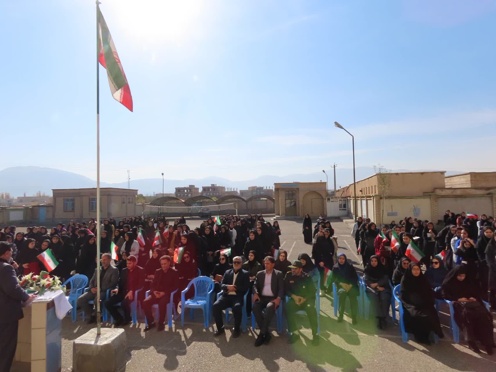 برگزاری انتخابات شورای دانش آموزی دبیرستان معرفت شهرستان چایپاره