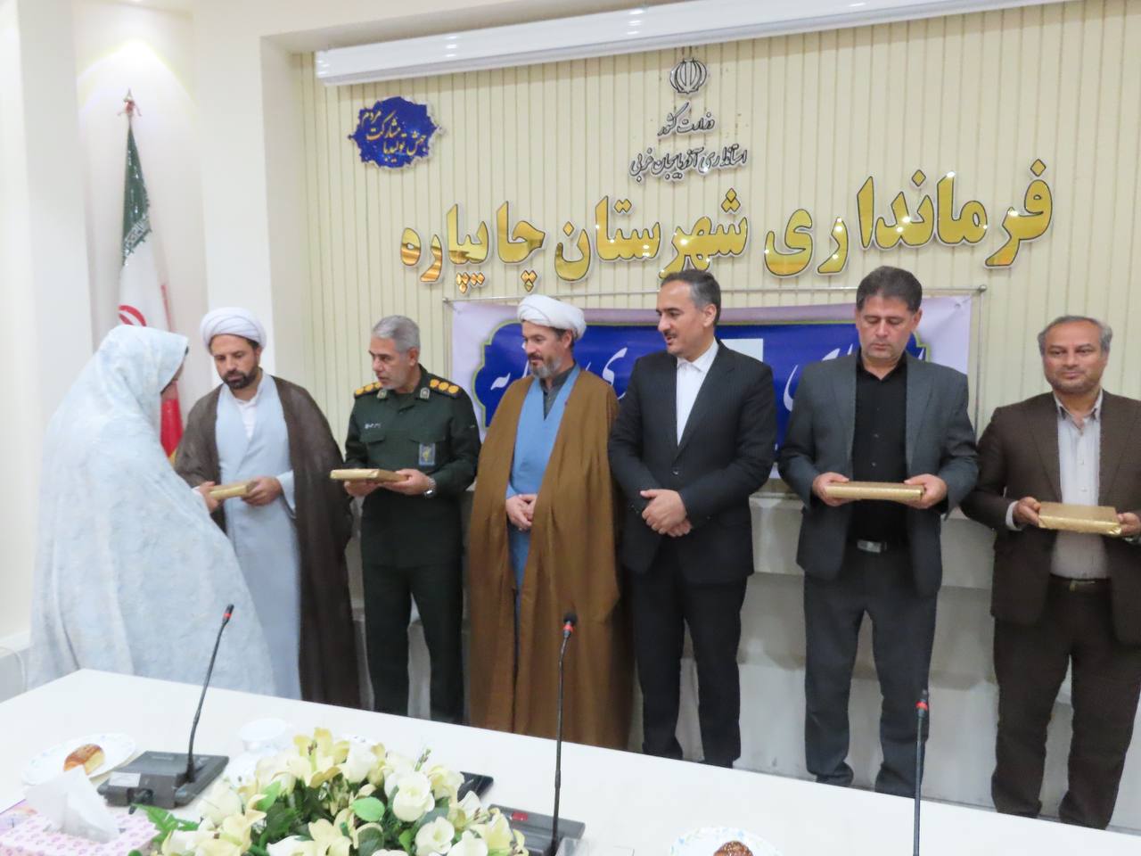مراسم اهداء جهیزیه توسط بنیاد بین المللی خیریه آبشار عاطفهها
