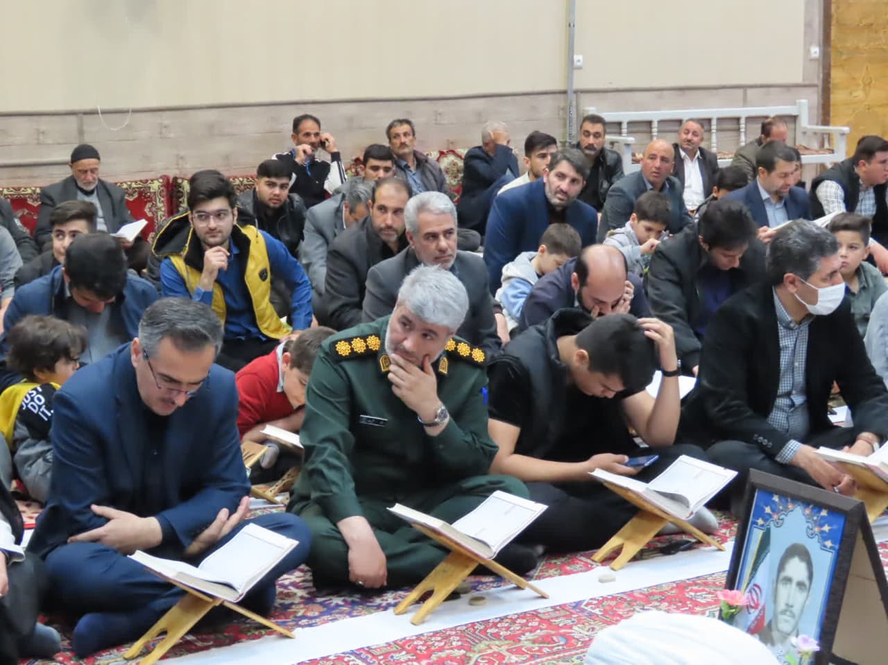 برگزاری مراسم شبی با قرآن در مسجد جامع شهرستان چایپاره