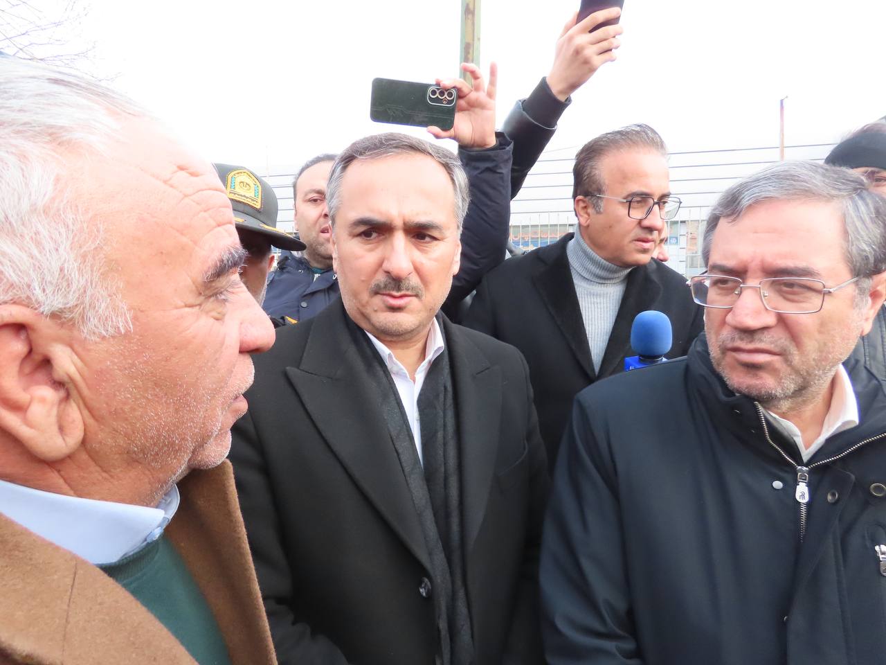 بازدید معاون امور مجلس رئیس جمهور و استاندار آذربایجانغربی از روند اجرای عملیات راهسازی سه راهی چایپاره
