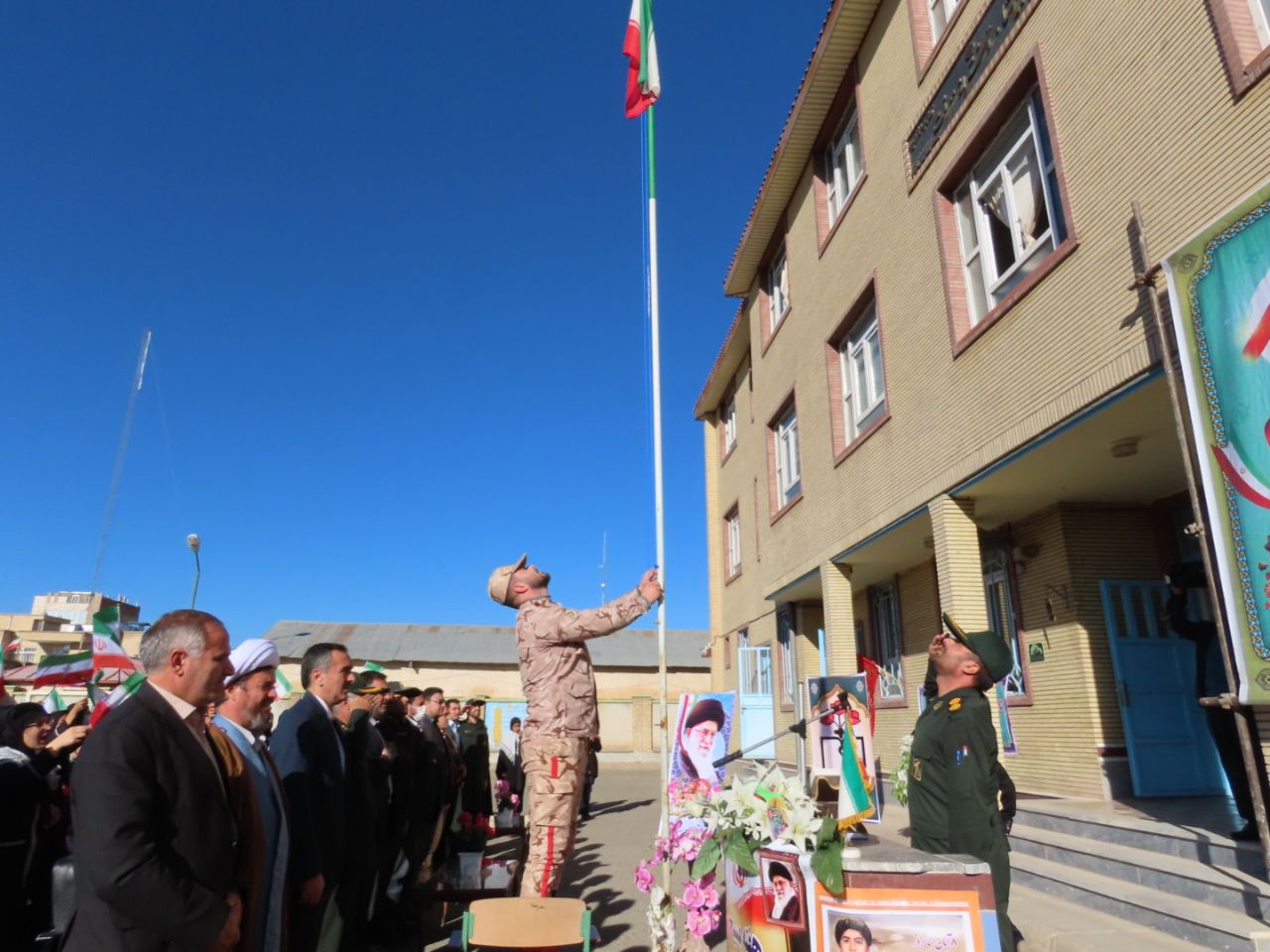 نواخته شدن زنگ استکبار ستیزی در مدارس شهرستان چایپاره