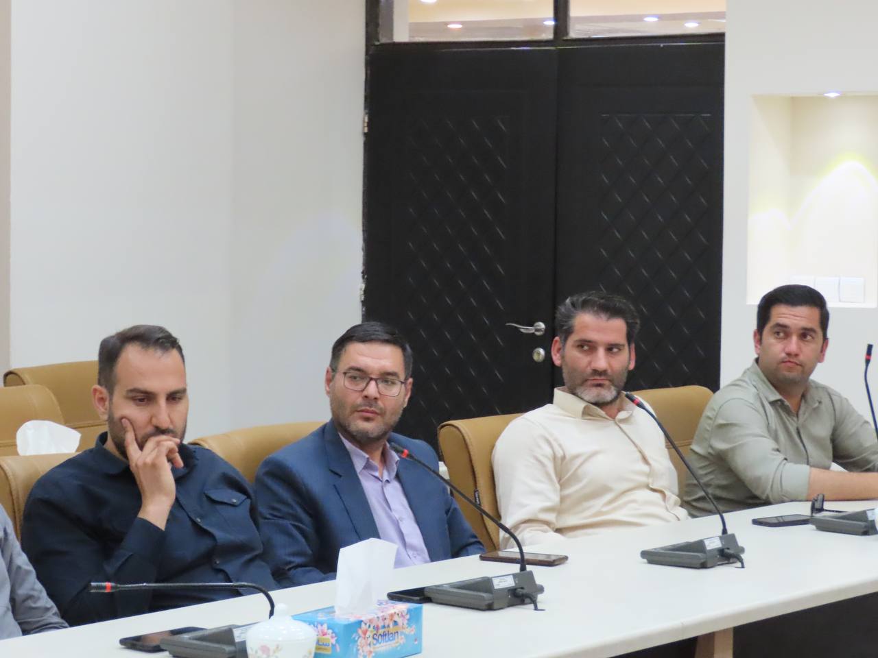 جلسه آموزش سر کاربران و کاربران رایانه شعب اخذ رأی شهرستان چایپاره