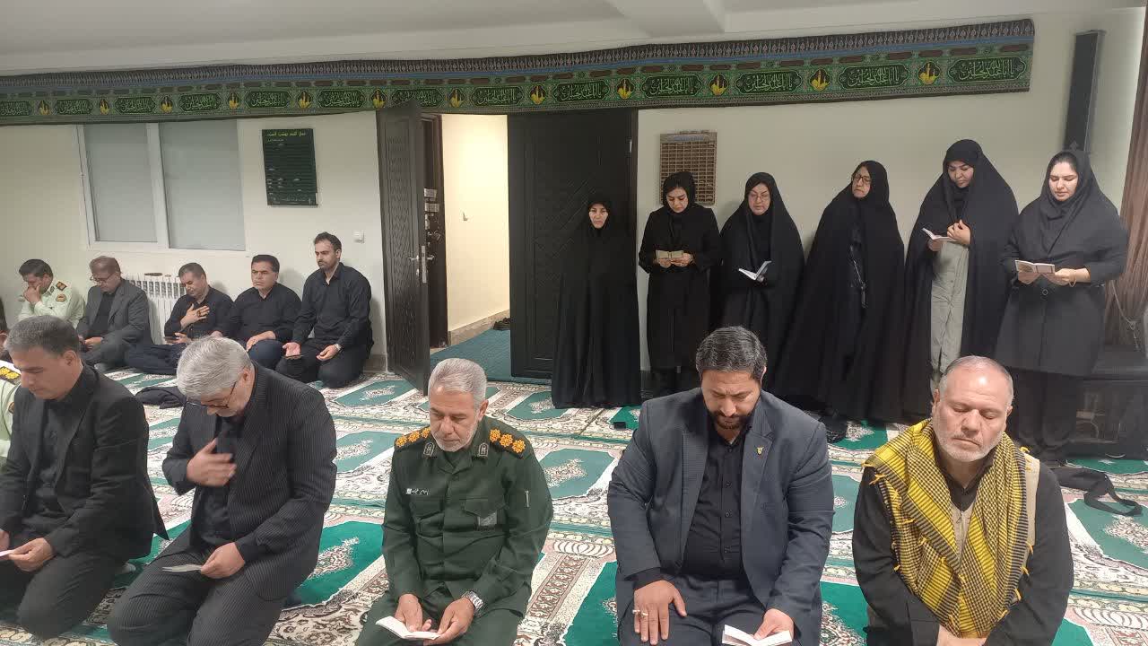 برگزاری مراسم قرائت زیارت عاشورا در فرمانداری شهرستان چایپاره
