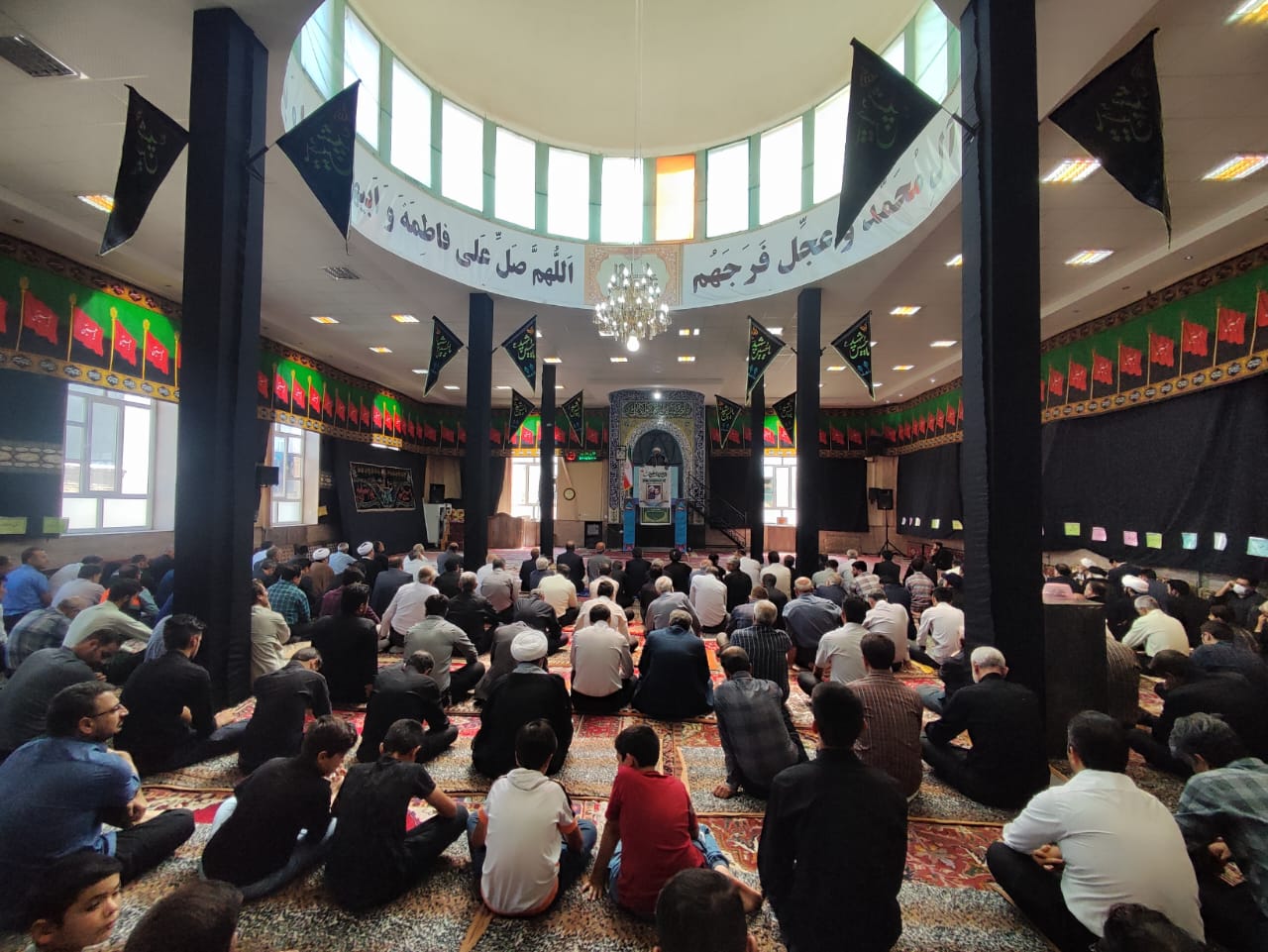 برگزاری نماز عبادی سیاسی جمعه با حضور فرماندار شهرستان چایپاره