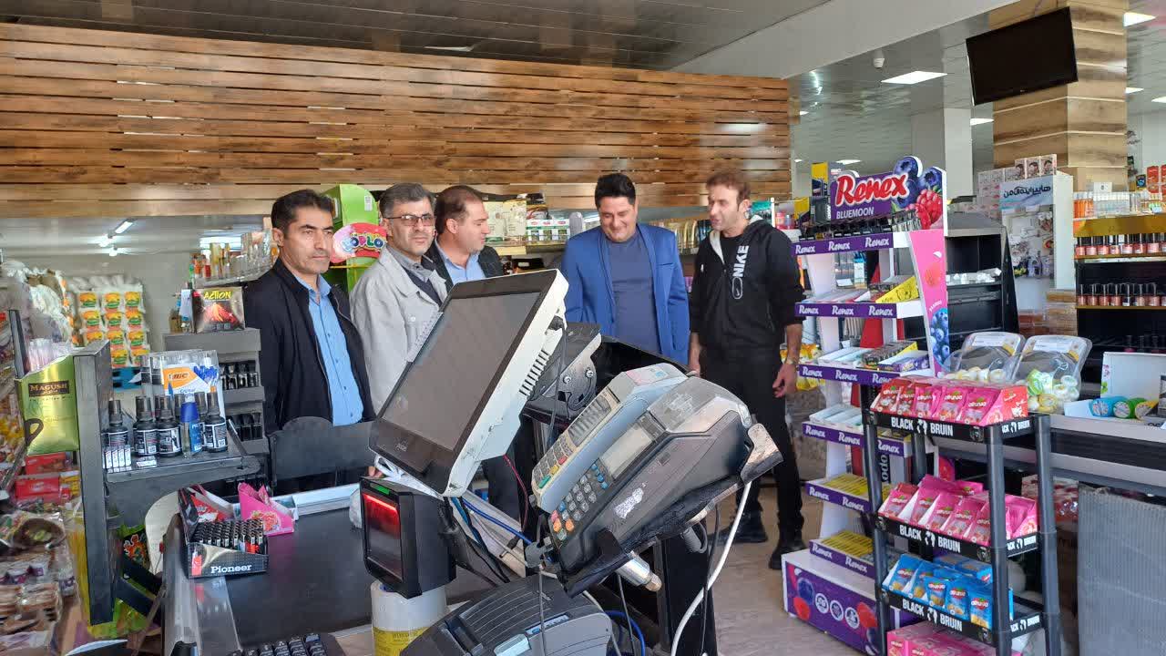 بازدید و بازرسی میدانی اعضای کمیسیون نظارت بر امور اصناف شهرستان از واحدهای صنفی تامین کننده اقلام ضروری و اساسی پیرو تأکیدات فرماندار چایپاره