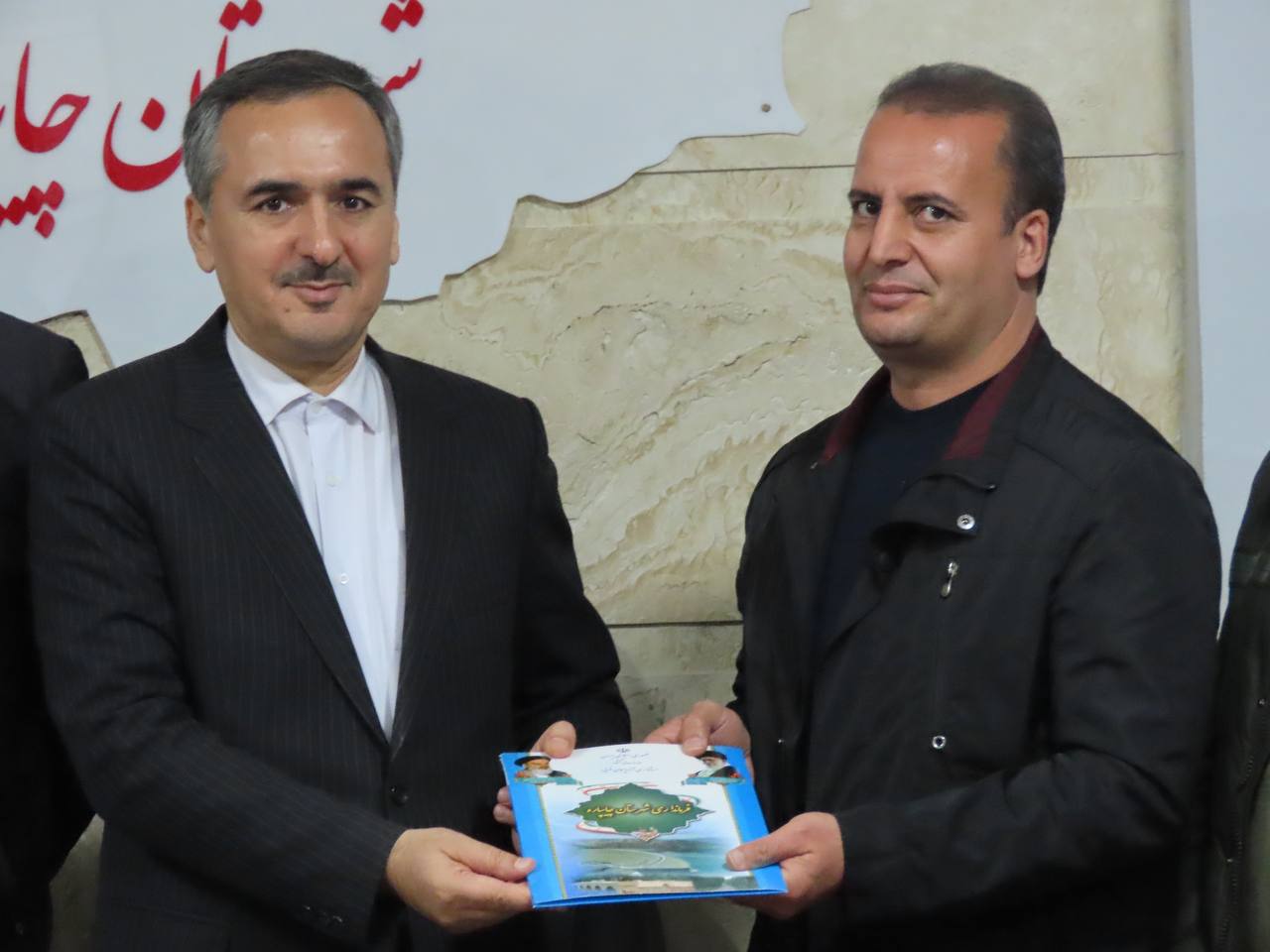 بازدید سرزده سعید شکورزاده فرماندار چایپاره از مدیریت جهاد کشاورزی