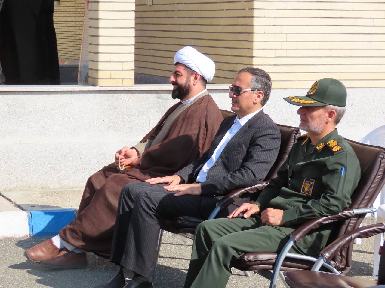 مراسم صبحگاه مشترک نیروهای نظامی ، انتظامی و بسیج در شهرستان چایپاره برگزار شد