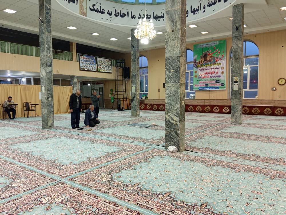 پیام تقدیر فرماندار چایپاره از امام جمعه ، خیرین ، روحانیت و هیأت امنای مسجد جامع و مساجد شهرستان در خصوص مفروش نمودن مسجد جامع