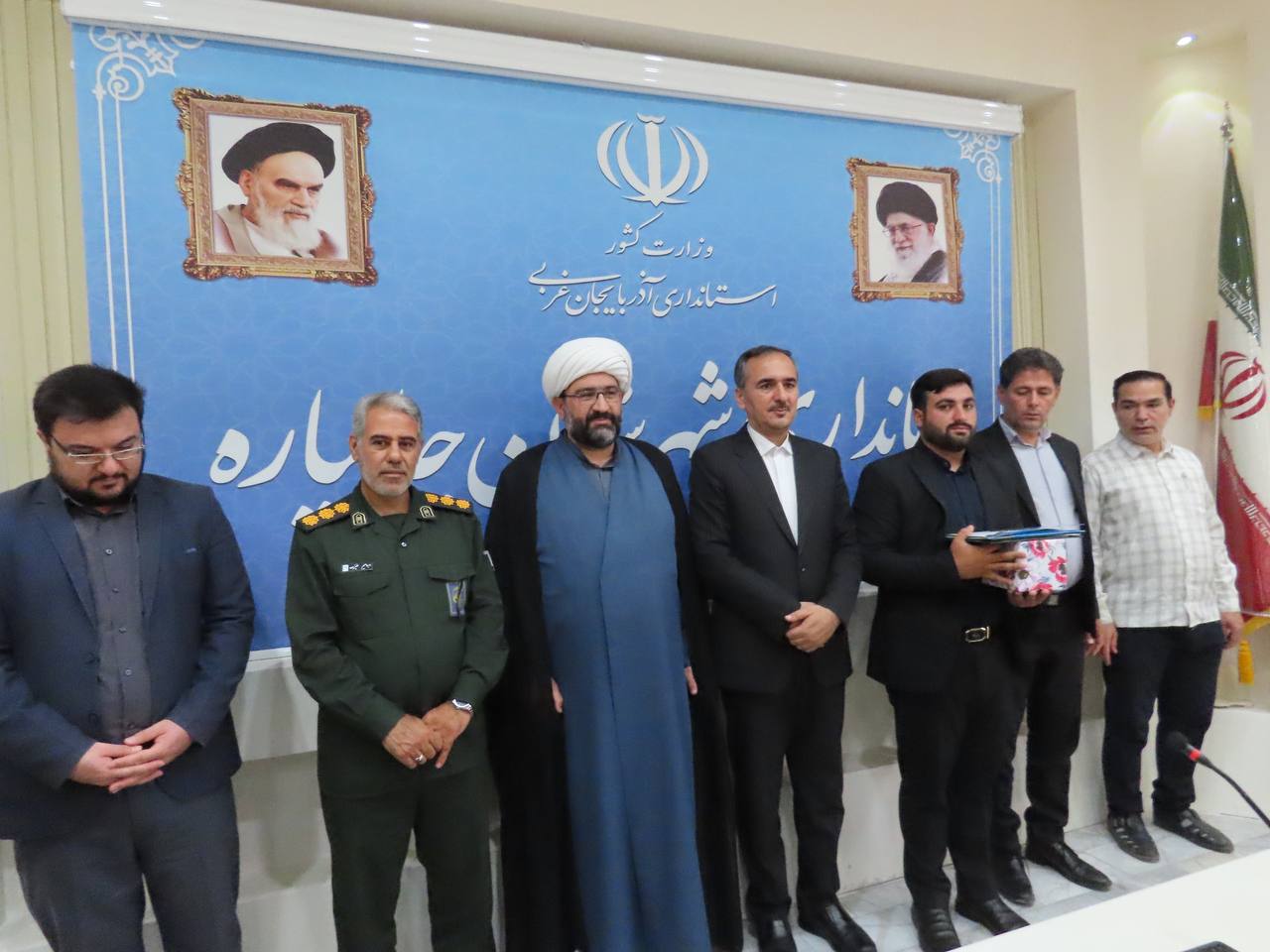 مراسم تجلیل از خبرنگاران و اصحاب رسانه شهرستان چایپاره