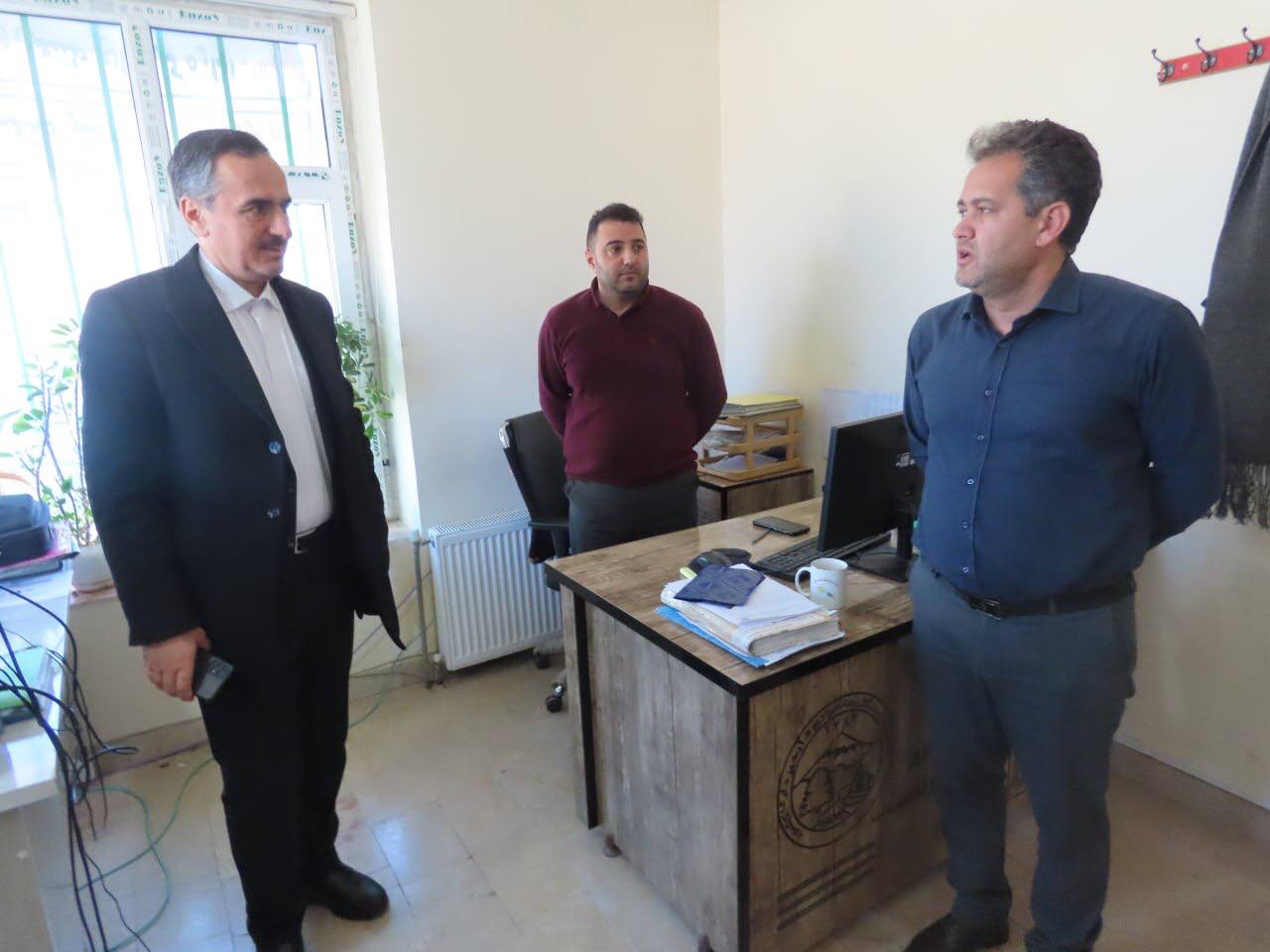 بازدید سرزده سعید شکورزاده فرماندار شهرستان چایپاره از اداره منابع طبیعی و آبخیزداری شهرستان چایپاره