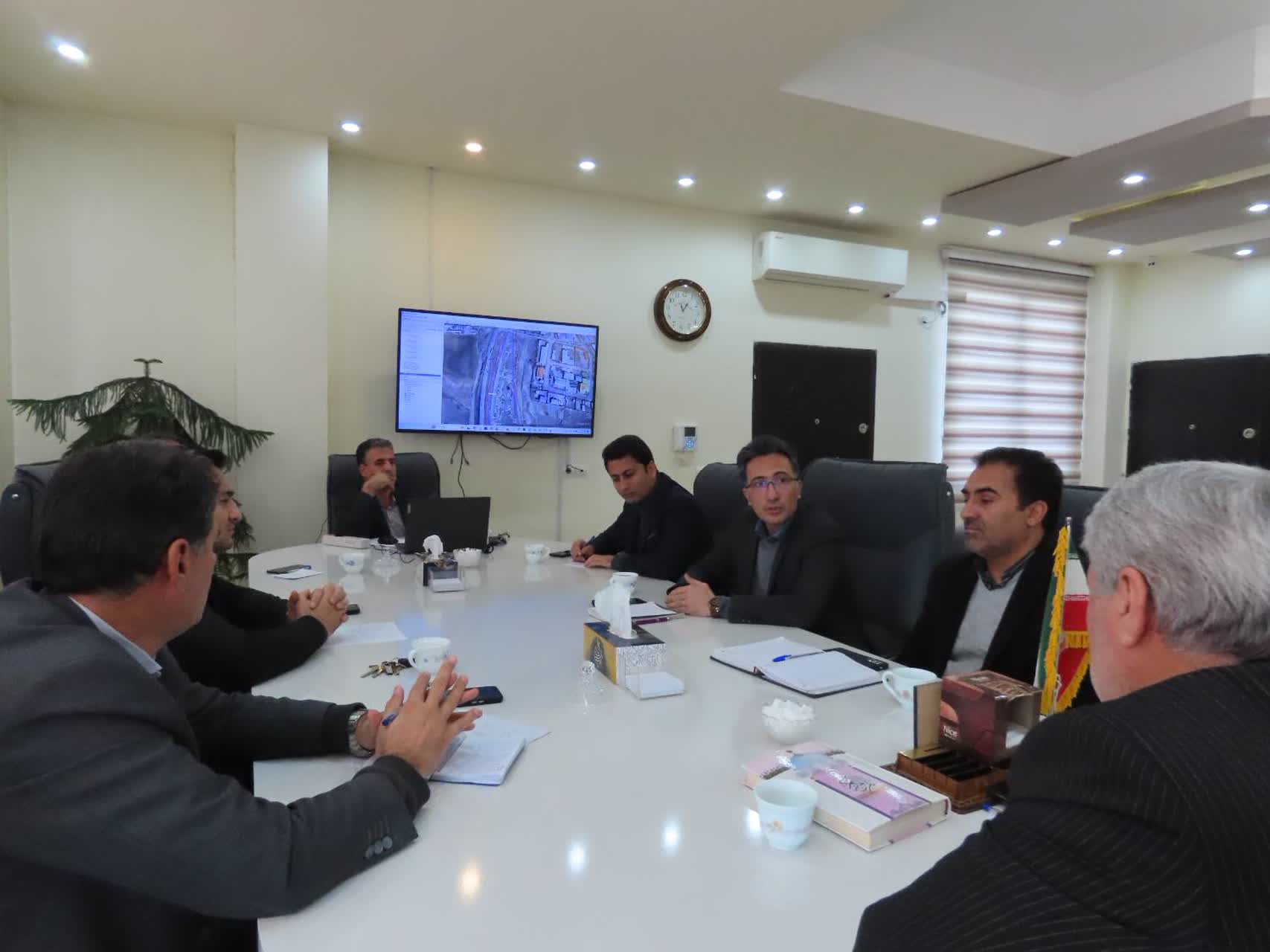 نشست تخصصی بهره‌برداری بهینه از اراضی ملی برگزار شد