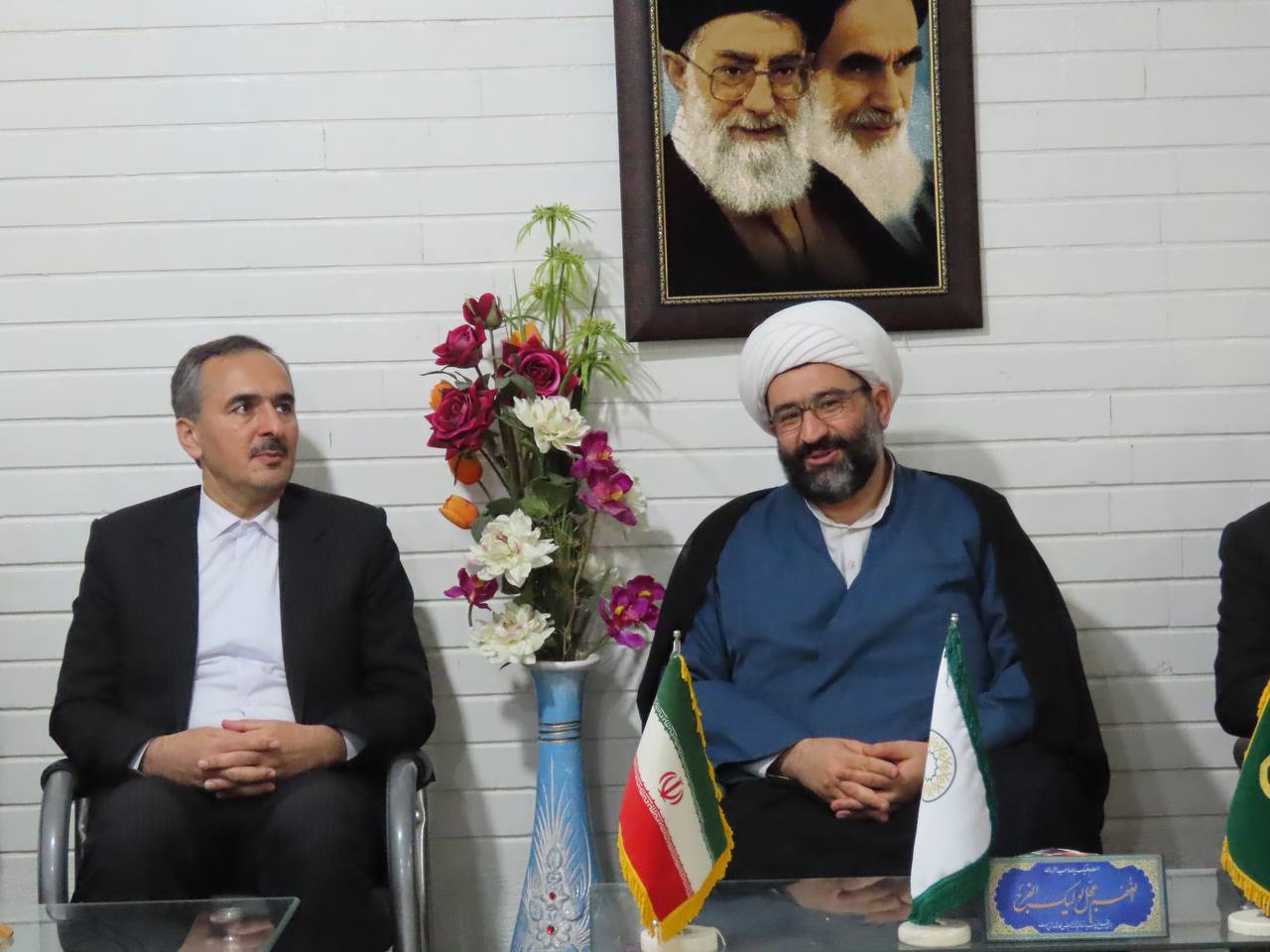 دیدار نوروزی فرماندار چایپاره با امام جمعه شهرستان