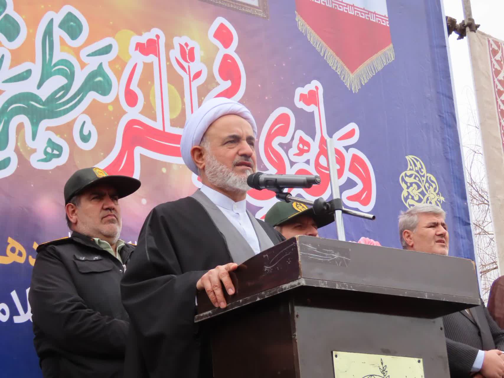 همزمان با سراسر کشور ، راهپیمایی حماسی و دشمن شکن یوم الله 22 بهمن مردم شهرستان چایپاره