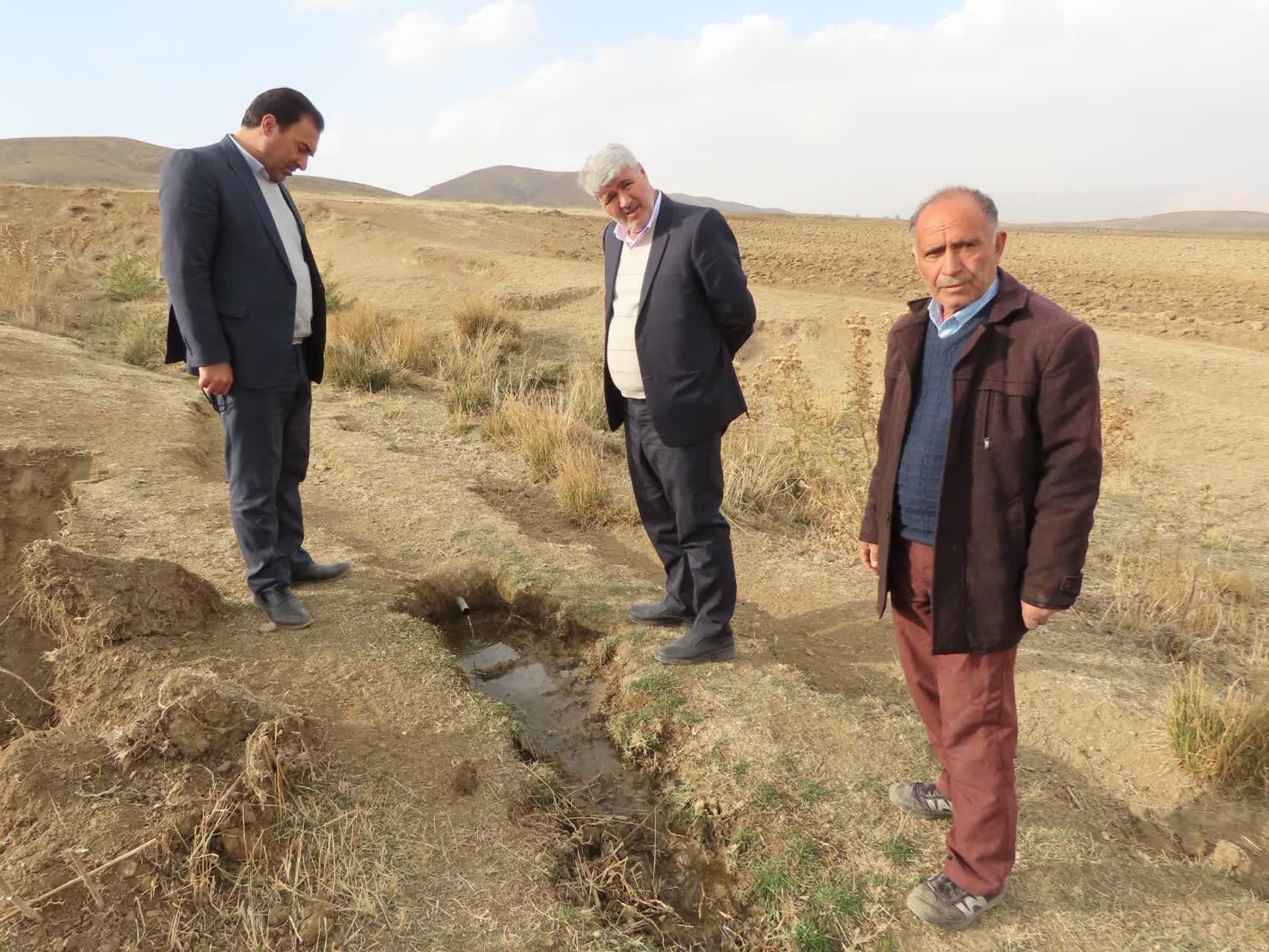 بازدید فرماندار چایپاره از پروژه آبرسانی به روستای قره بویا