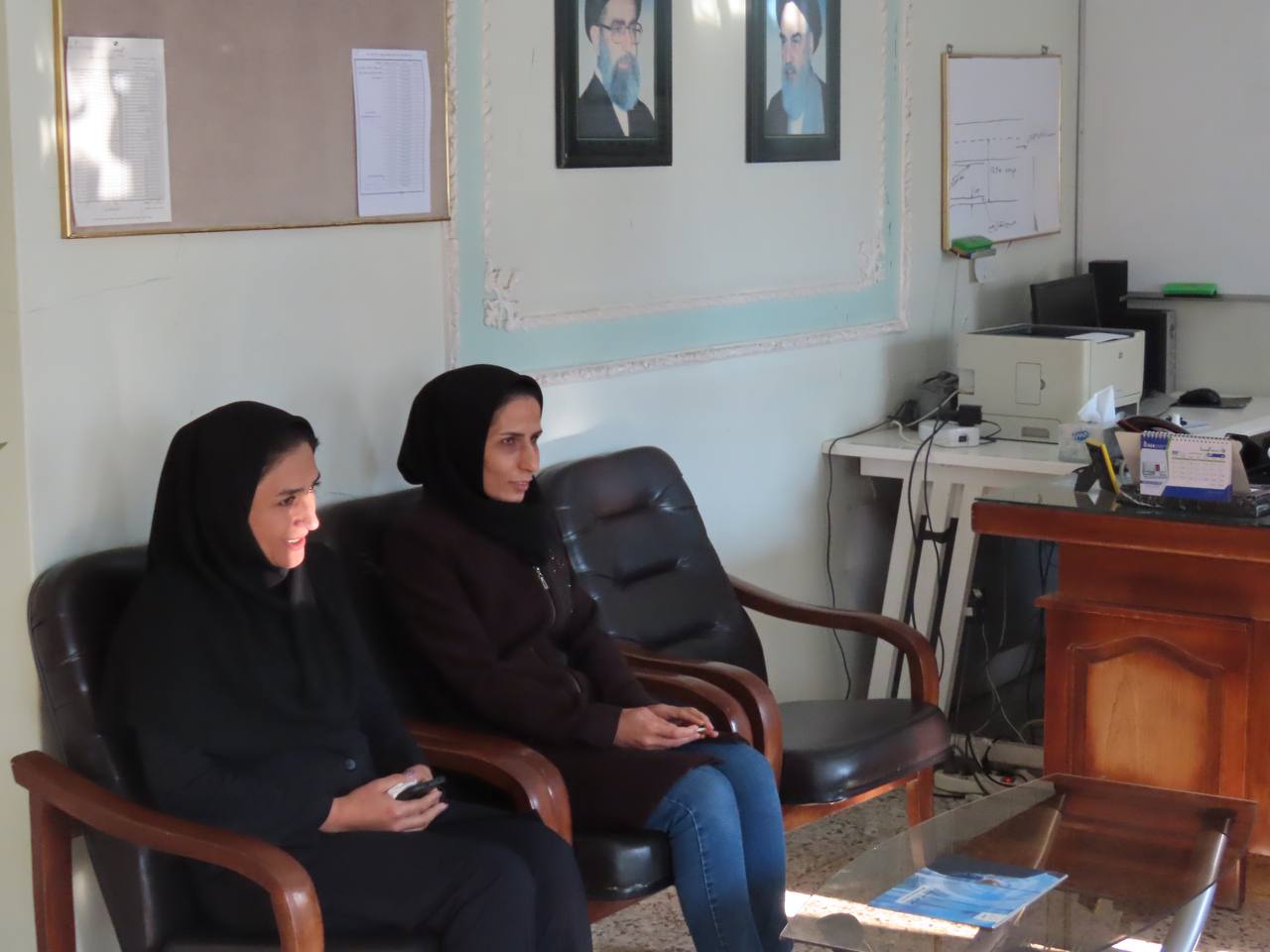 تجلیل از بانوان شاغل در اداره مخابرات بهمناسبت گرامیداشت مقام مادر و روز زن
