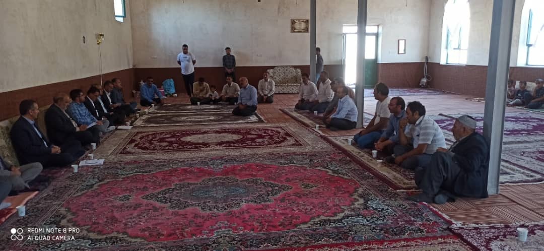 بازدید فرماندار و جمعی از مسئولان شهرستان چایپاره از روستای طاهر آباد