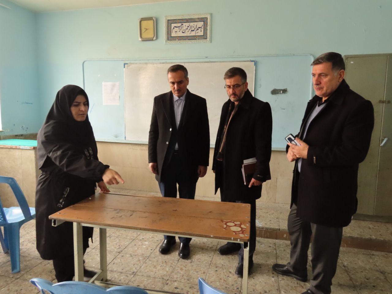 بازدید فرماندار شهرستان چایپاره از هنرستان حضرت زهرا