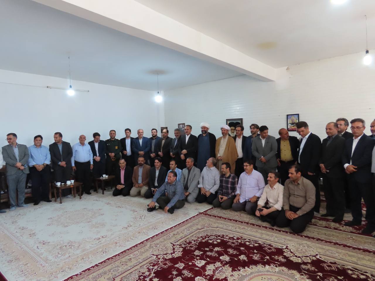 دیدار فرماندار و اعضای شورای اداری با امام جمعه شهرستان