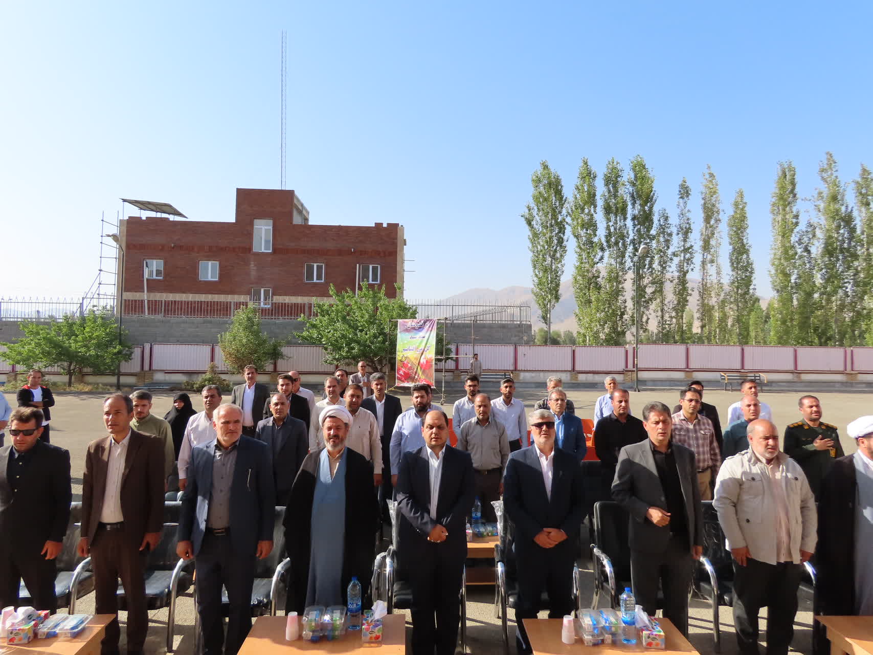 افتتاح فضای ورزشی روباز (چمن مصنوعی) دبیرستان شبانه روزی خلیج فارس