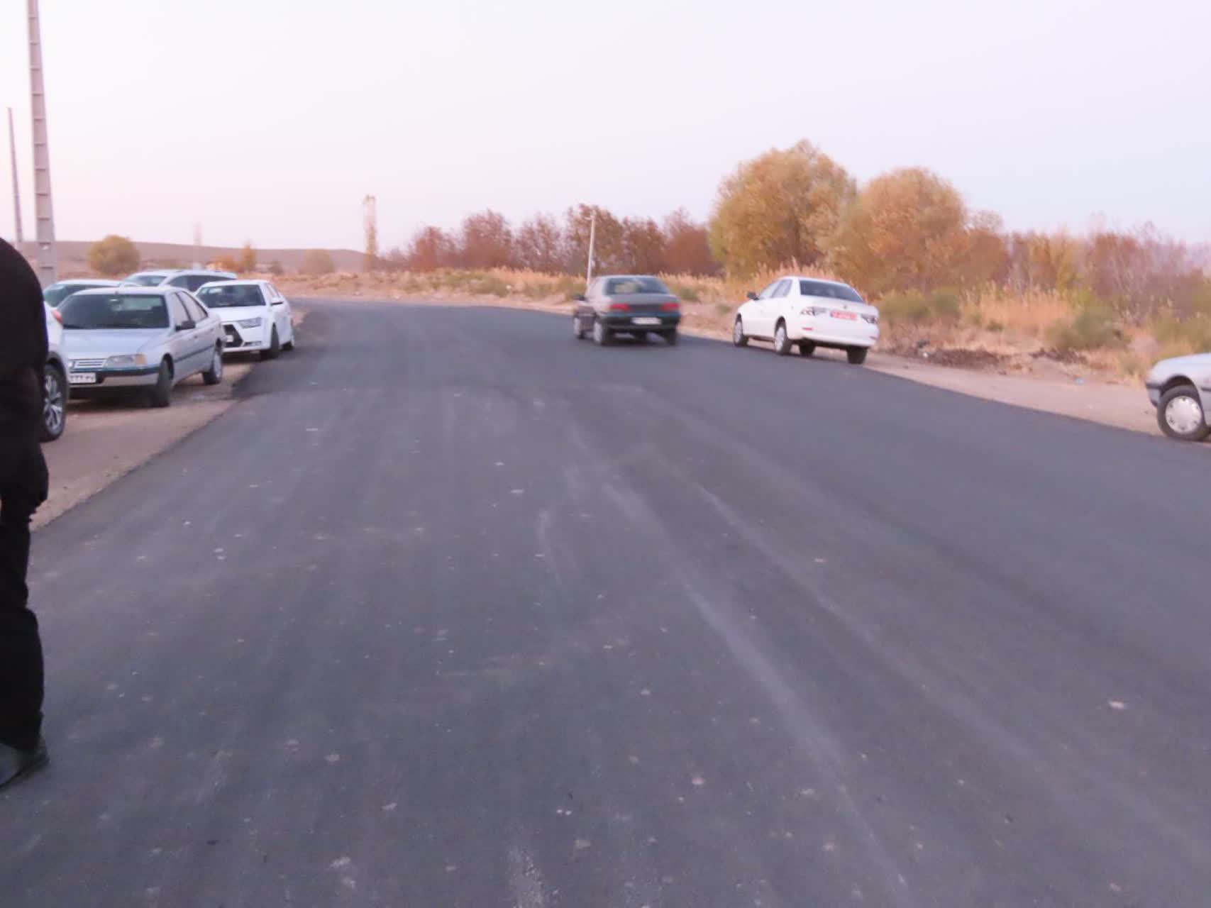 بازدید فرماندار چایپاره از جاده تازه آسفالت شده روستای چورس