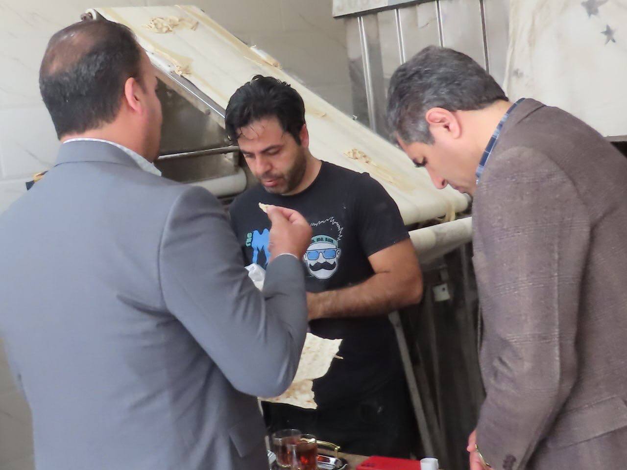 بازدید اعضای کارگروه آرد و نان از نانوایی های سطح شهرستان