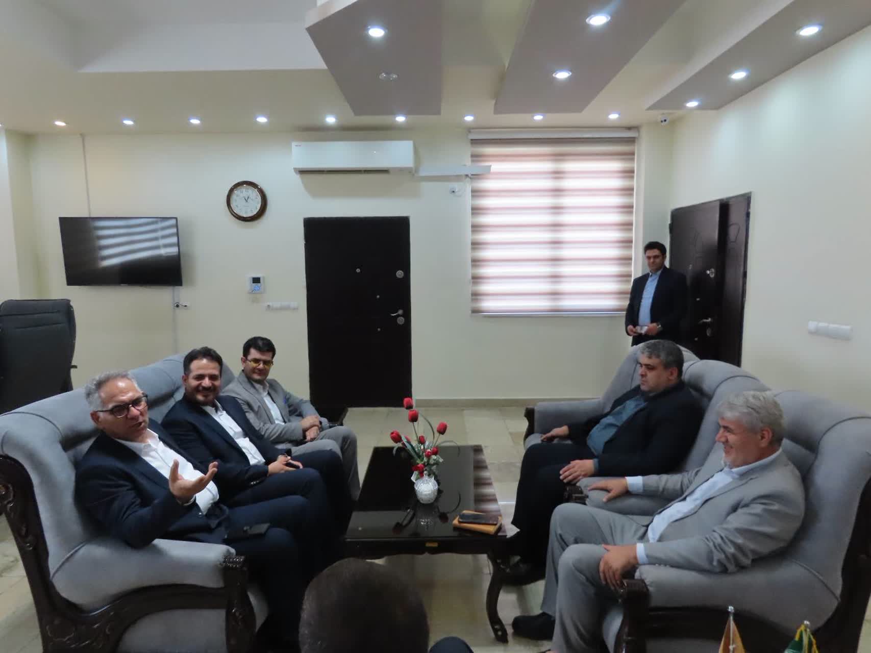 دیدار مدیر امور شعب پست بانک استان آذربایجان غربی با سرپرست فرمانداری شهرستان چایپاره