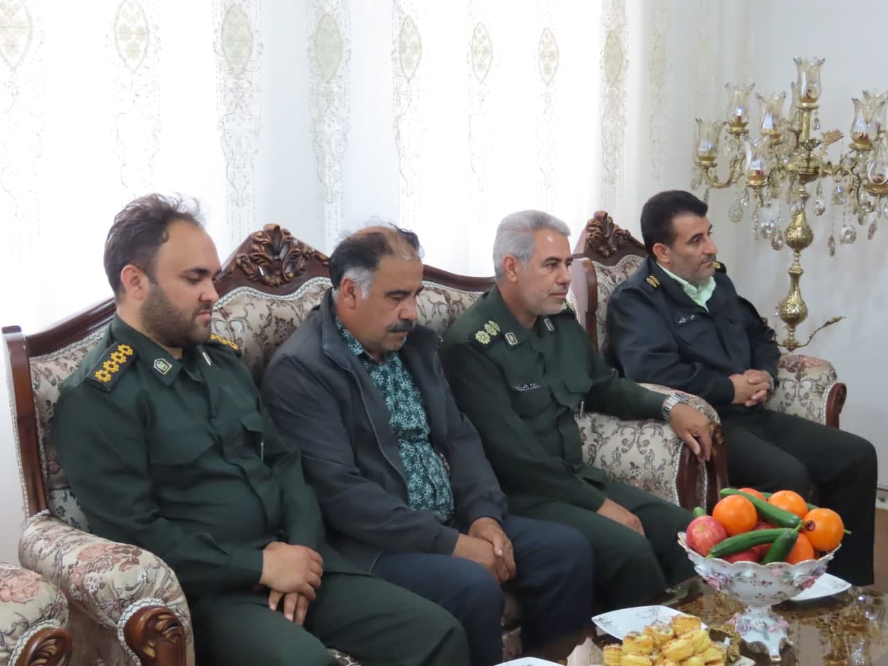 تجلیل از مقام شامخ خانواده معظم شهداء شهرستان چایپاره