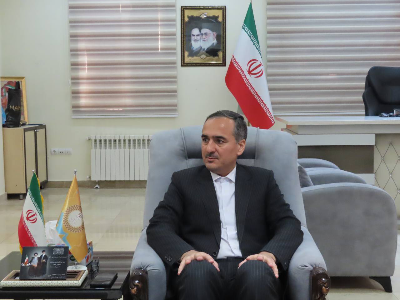 دیدار مجری طرحهای اشتغال آفرین بنیاد برکت در استان با فرماندار شهرستان چایپاره