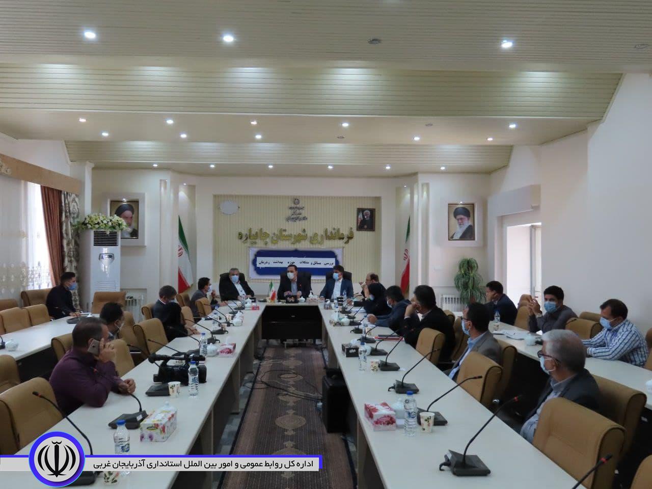 جلسه بررسی مسائل و مشکلات عمرانی و اداری حوزه بهداشت و درمان شهرستان چایپاره