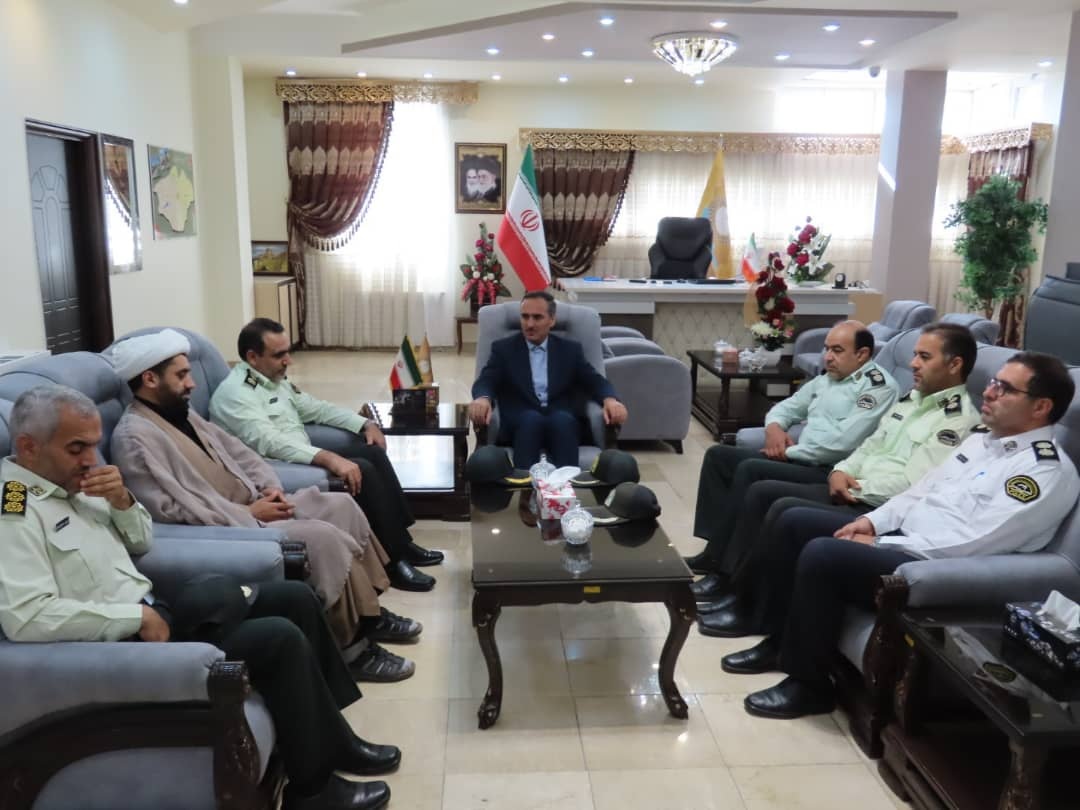 دیدار فرماندهی انتظامی شهرستان چایپاره با فرماندار