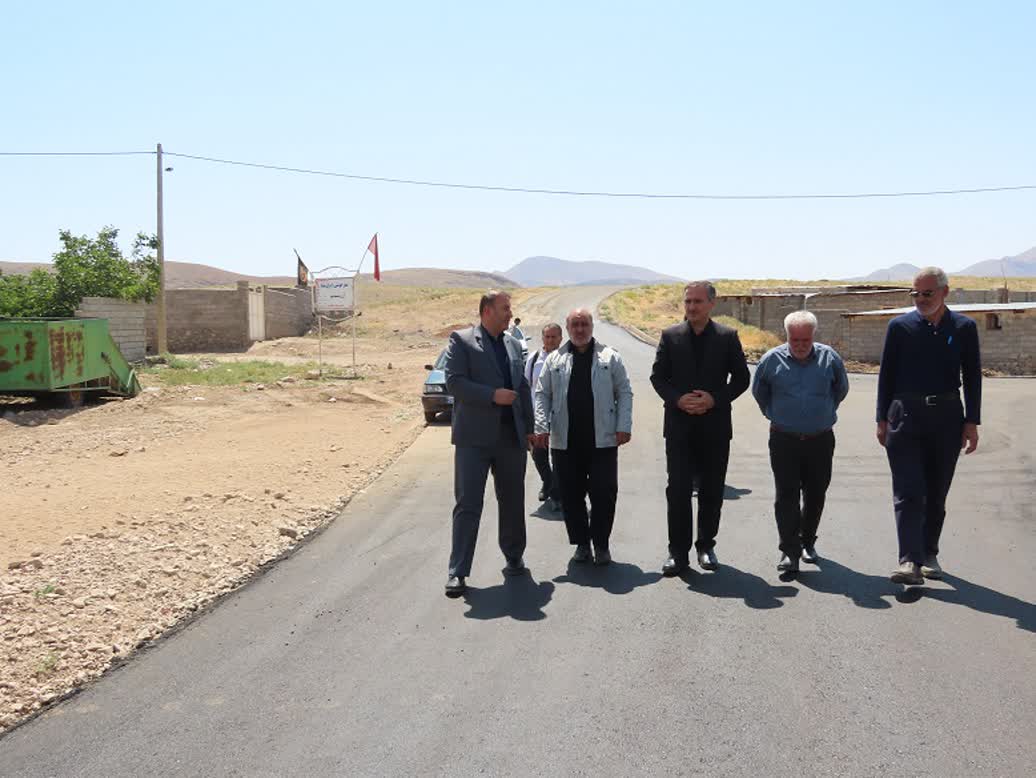 طرح عمرانی بهسازی و آسفالت معابر روستای اسماعیل کهریز آماده افتتاح شد