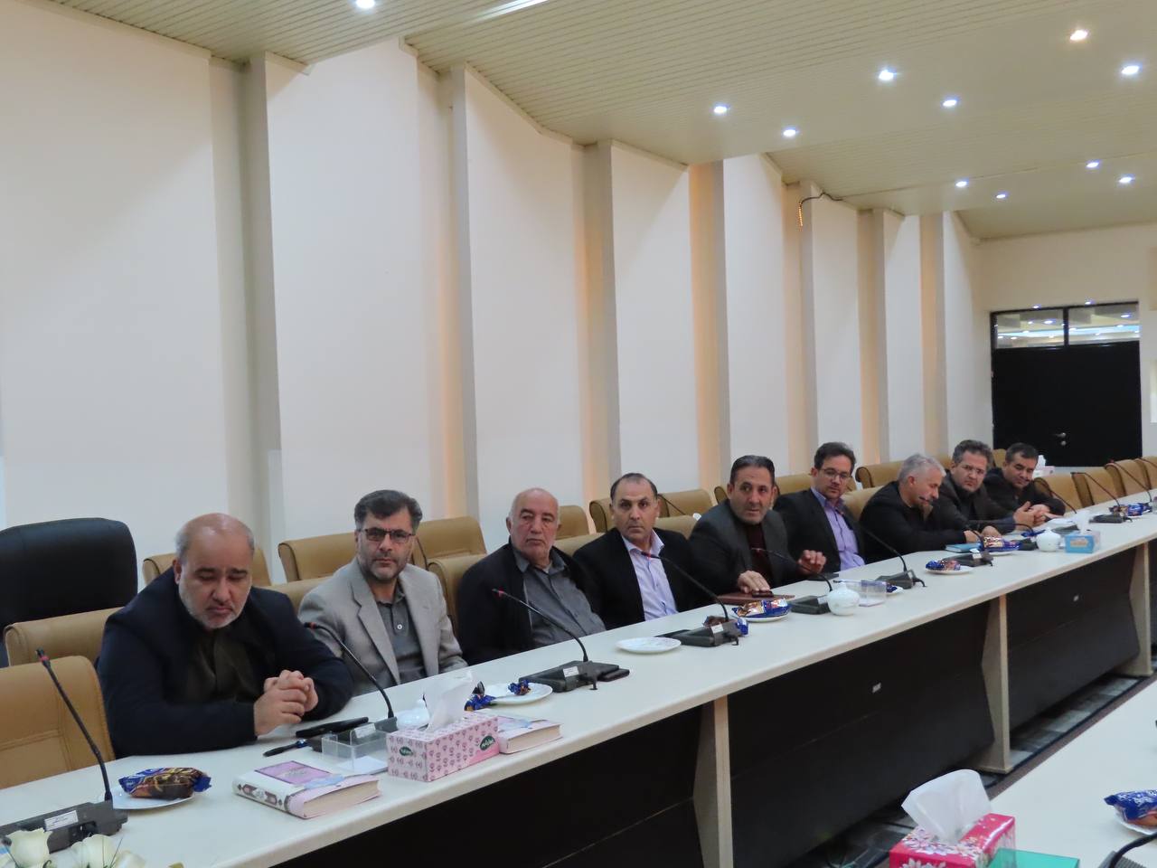 جلسه مناسب سازی معابر و ادارات برای معلولان شهرستان چایپاره