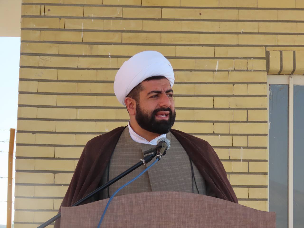 مراسم صبحگاه مشترک نیروهای نظامی ، انتظامی و بسیج در شهرستان چایپاره برگزار شد