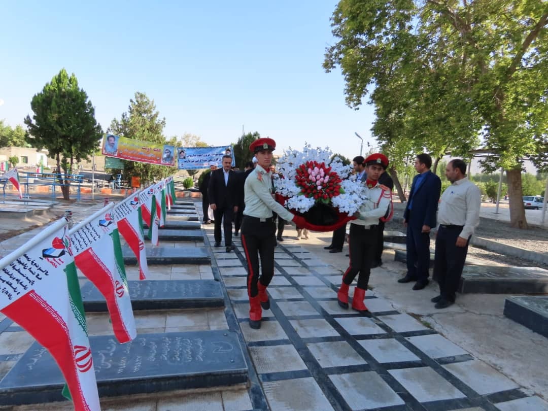 تجدید میثاق شورای اداری شهرستان چایپاره با آرمانهای امام (ره) و شهیدان