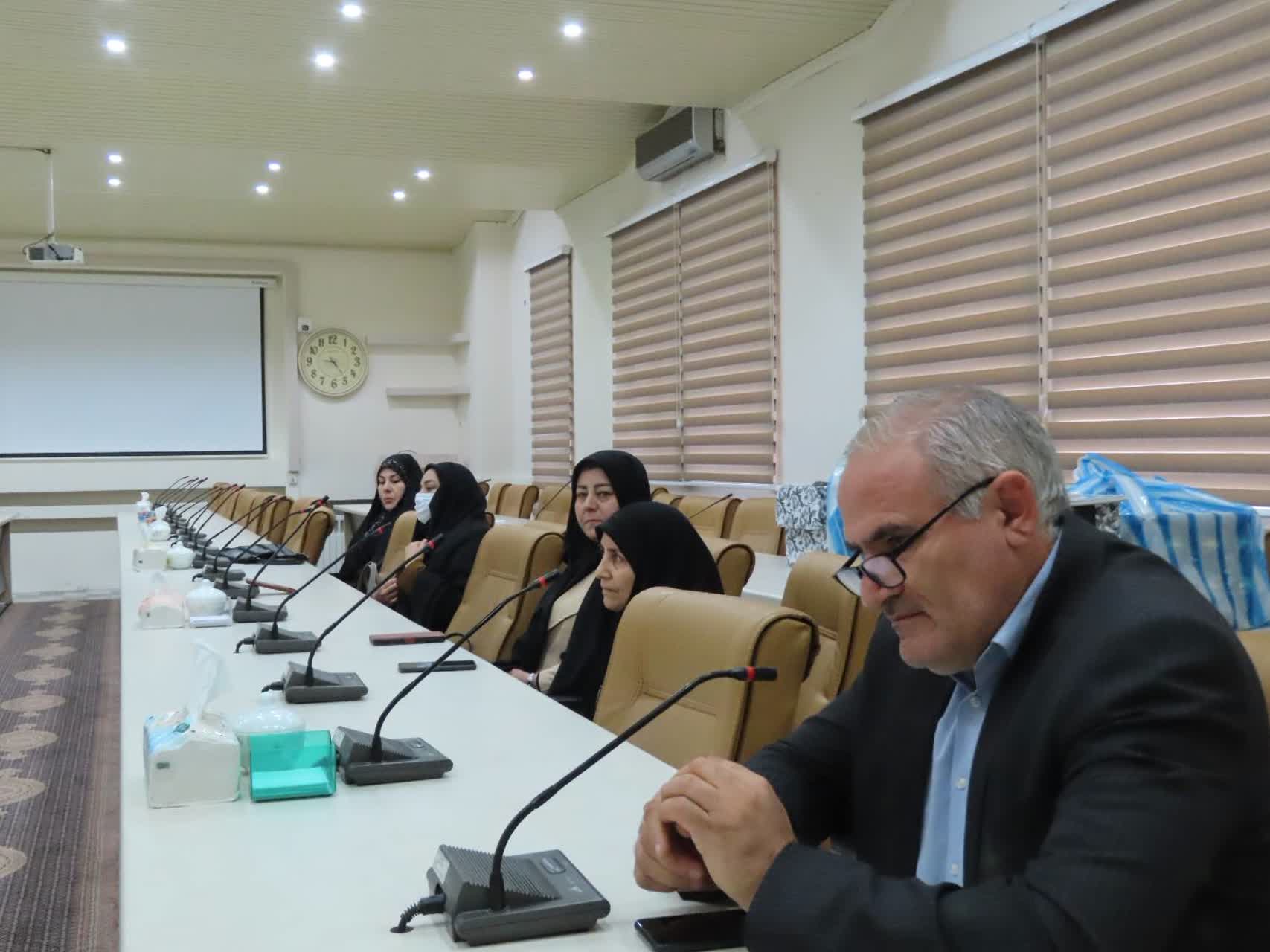 مراسم تجلیل از بانوان شاغل در مجموعه وزارت کشور در شهرستان چایپاره