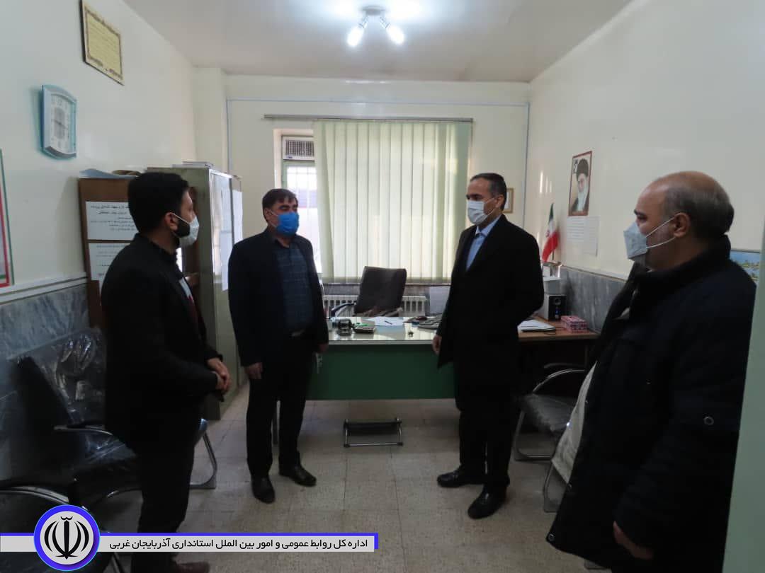 بازدید سرزده شکورزاده فرماندار شهرستان از آموزش و پرورش