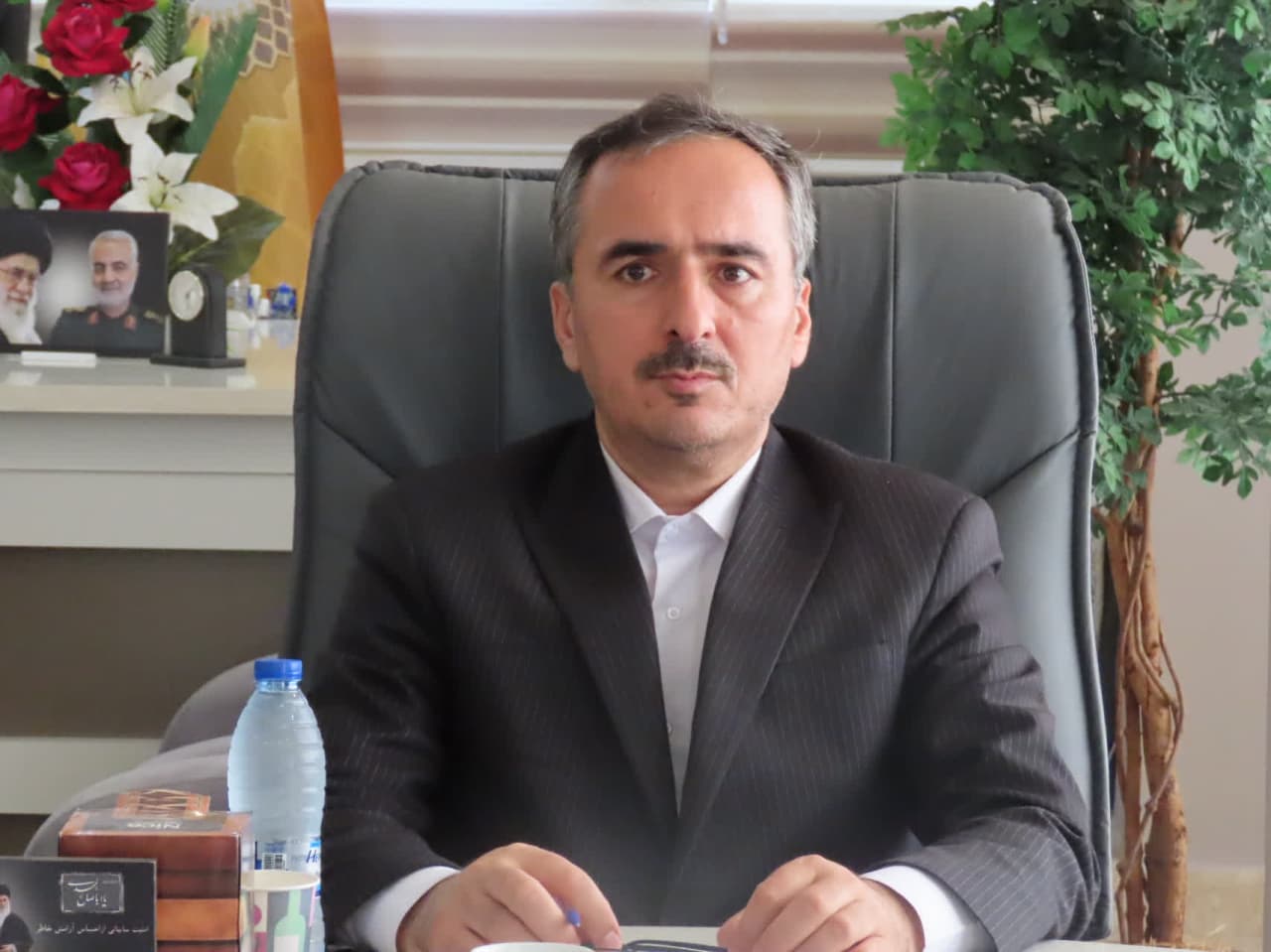 جلسه تبیین خدمات اقتصادی دولت